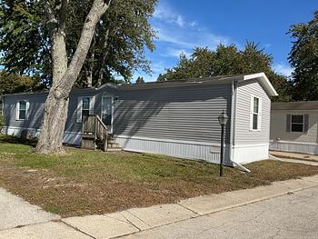 Thumbnail of mobile home