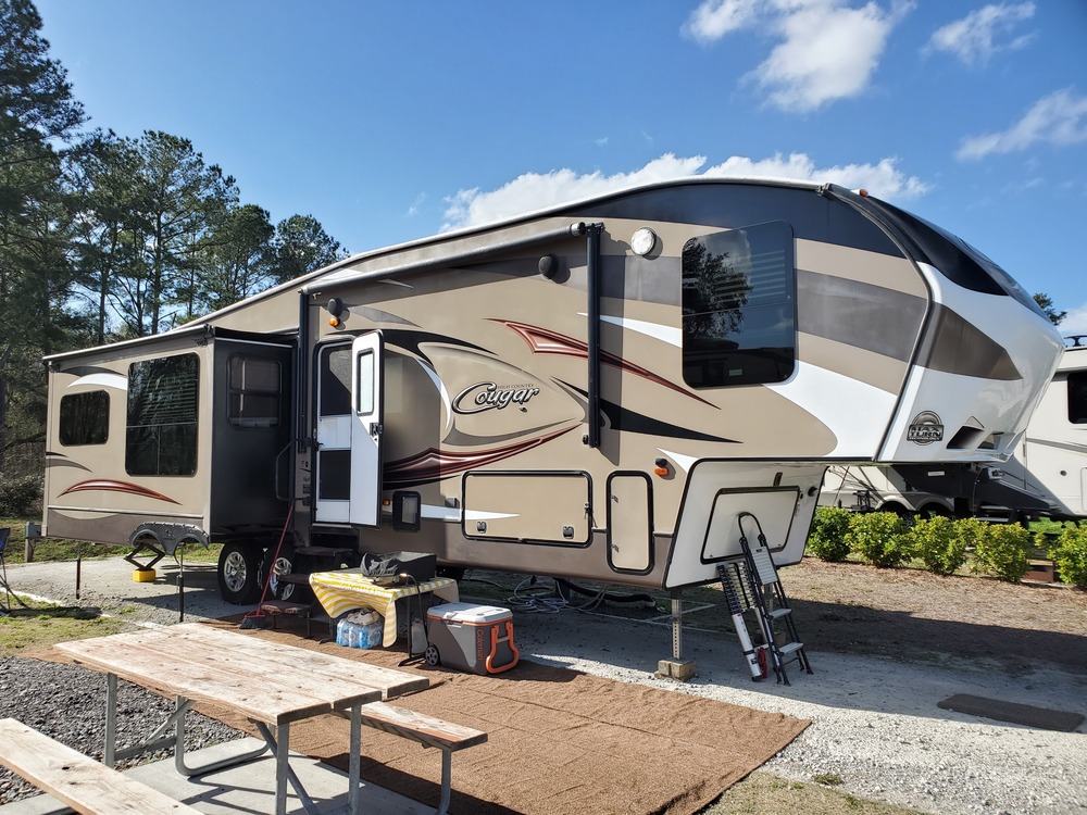 Photo of Rv