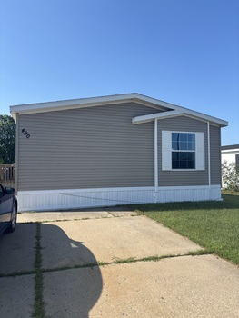 Thumbnail of mobile home
