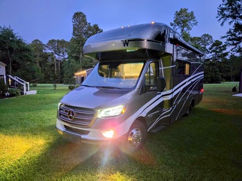 Thumbnail of RV