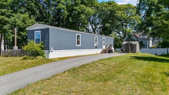 Thumbnail of mobile home