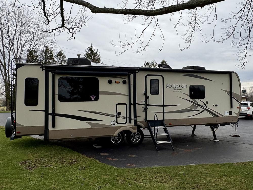 Photo of Rv