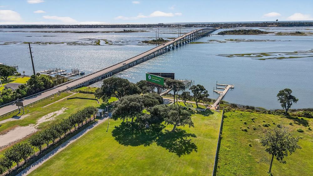 32 1204 Cedar Point Blvd Cedar Point NC 28584 USA Exterior 034 DRONE 1204 CEDARPOINTBLVD IMAGE10