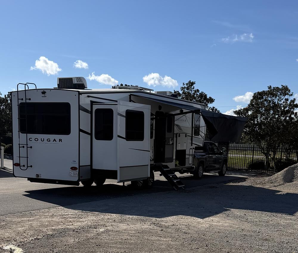 Photo of Rv