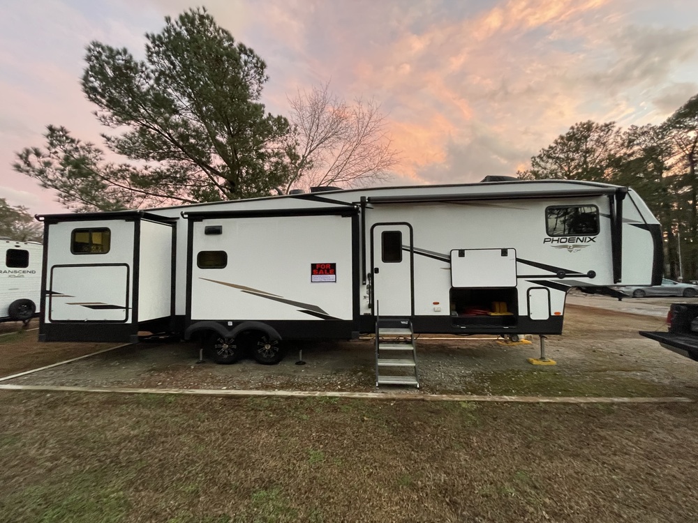 Photo of Rv
