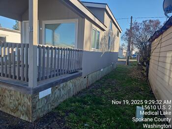 Thumbnail of mobile home