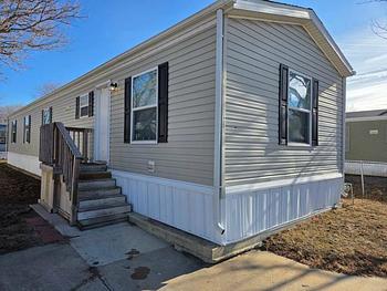 Thumbnail of mobile home