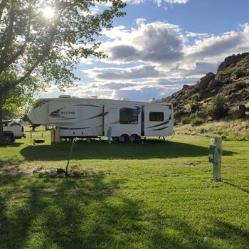 Photo of Rural oregon space for rent. 2 months free