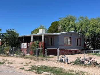Thumbnail of mobile home