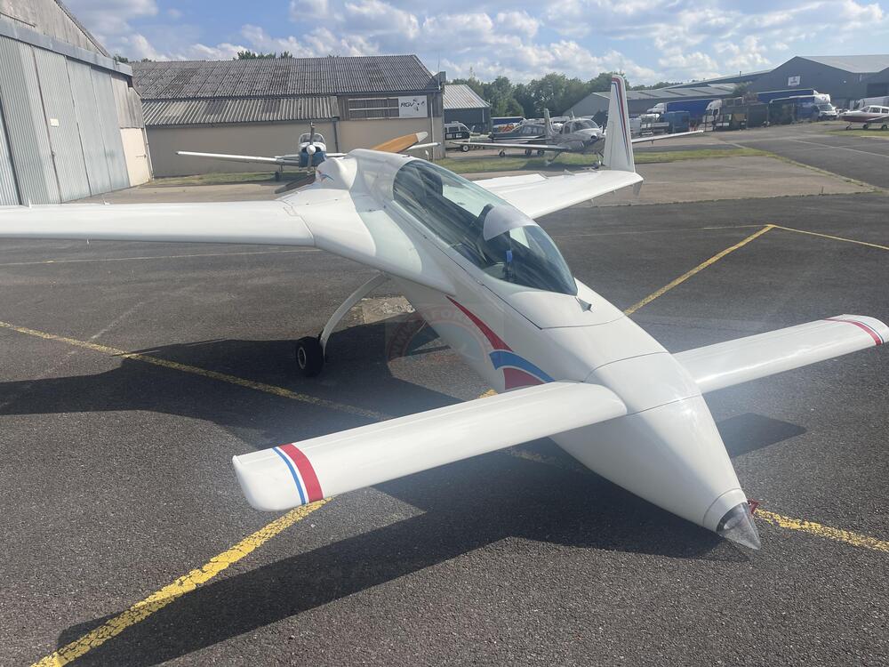 e0f30153-56ad-11f0-87ea-b4e35605155b