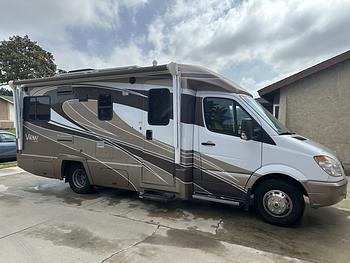 Thumbnail of RV