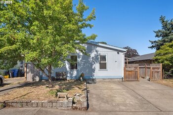Thumbnail of mobile home
