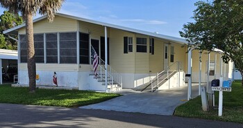 Thumbnail of mobile home