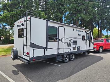 Thumbnail of RV
