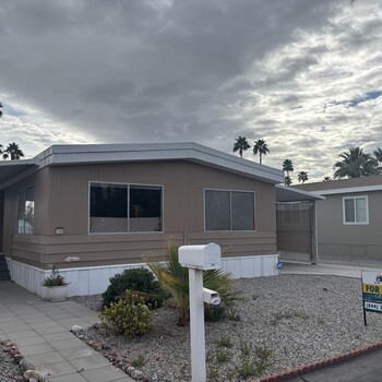 Thumbnail of mobile home