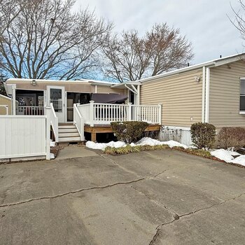 Thumbnail of mobile home