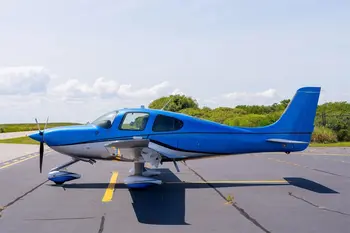 7595/cirrus-sr22-g6-2017-flightmarket-id-7595-22420.webp