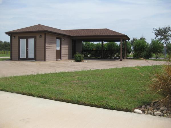 Custom Built "Casita" on RV fee simple site in subdivision