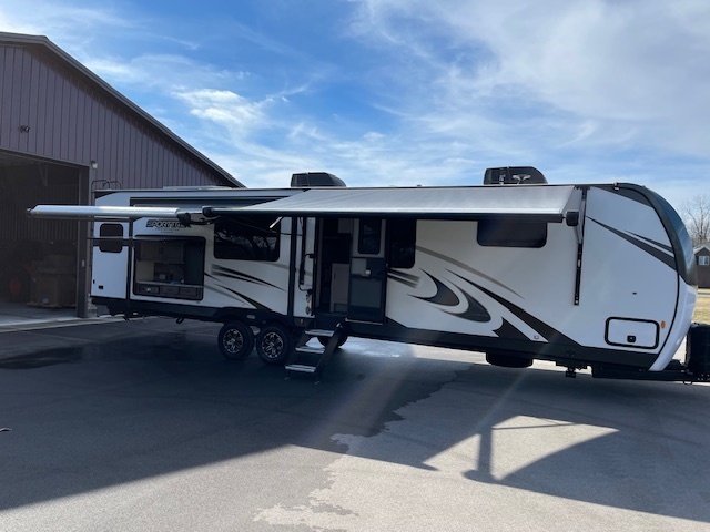 Photo of Rv