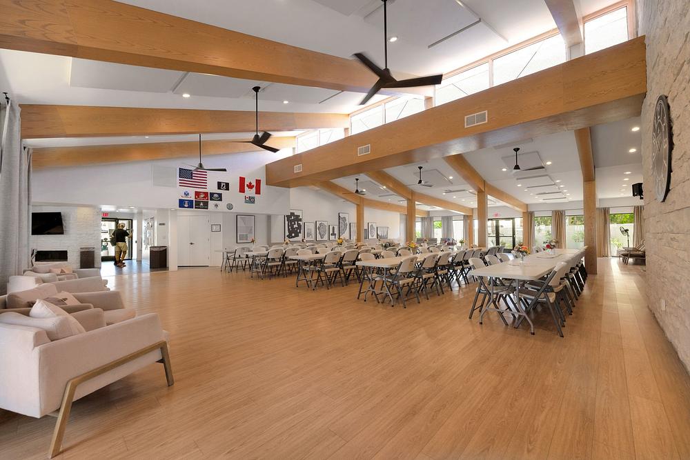 73 3300 E Broadway Rd Mesa AZ 85204 USA Dining room 2T6A0147