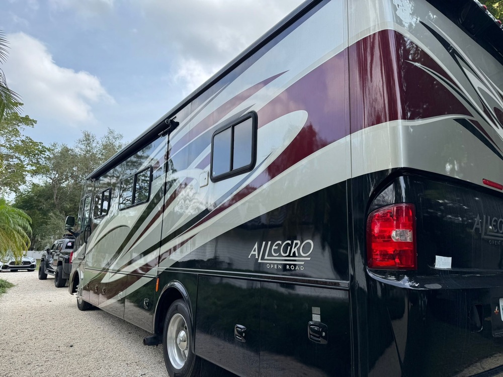 Photo of Rv