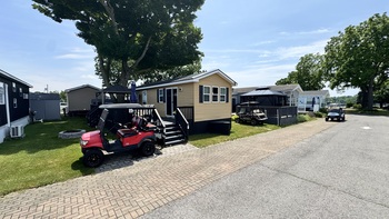 Thumbnail of mobile home