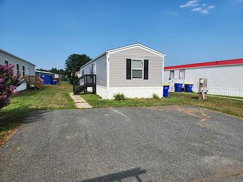 Thumbnail of mobile home