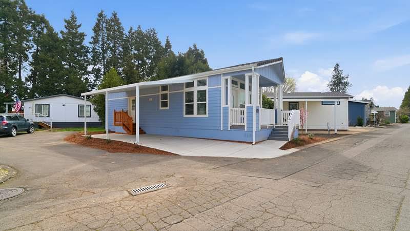 Photo of Mobile Home