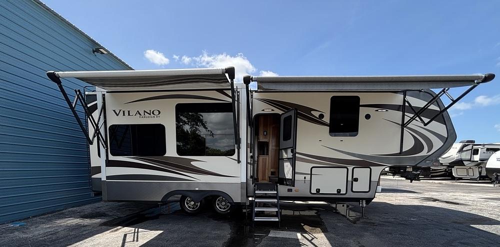 Photo of Rv