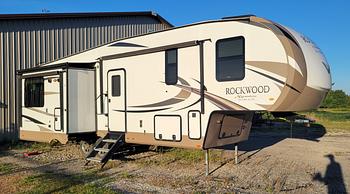 Thumbnail of RV
