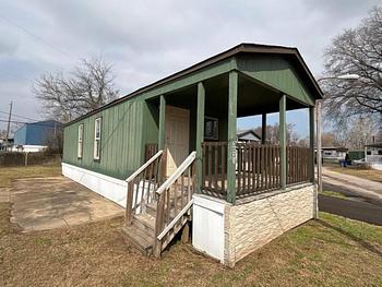 Thumbnail of mobile home