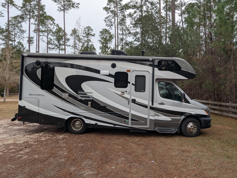 Photo of Rv