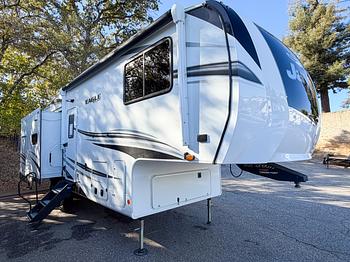 Thumbnail of RV