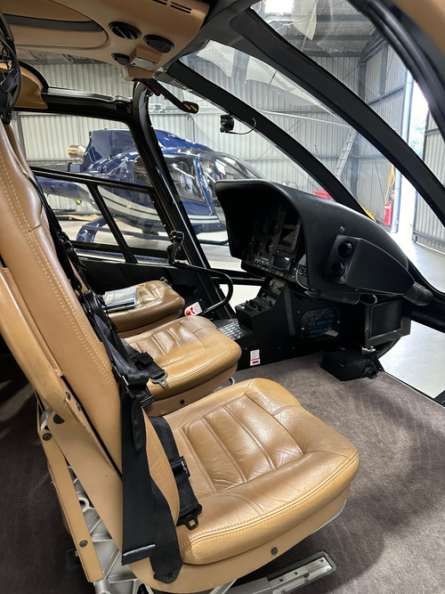 2009 EC130 B4 (3).jpg