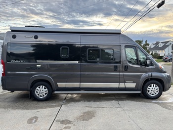 Thumbnail of RV