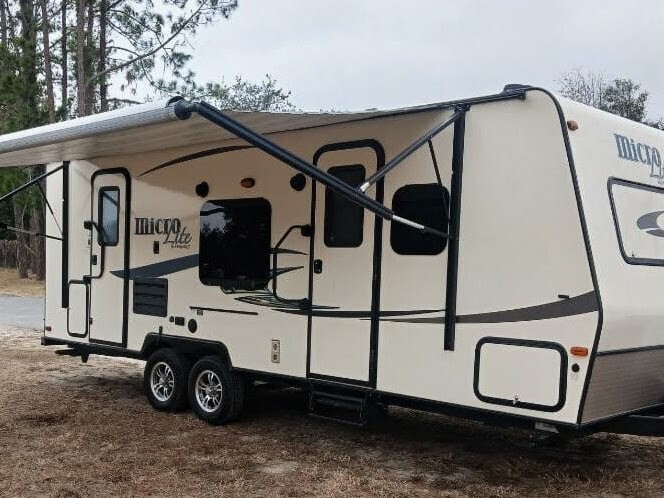 Photo of Rv