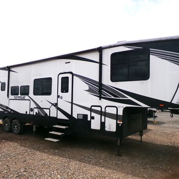 Thumbnail of RV