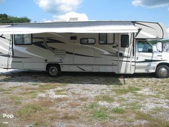 Thumbnail of RV