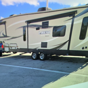 Thumbnail of RV