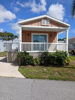 Thumbnail of mobile home