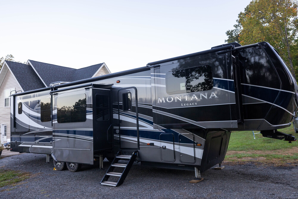 Photo of Rv