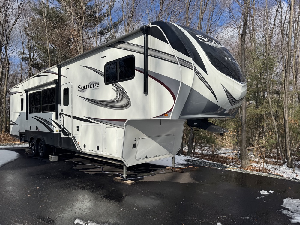 Photo of Rv