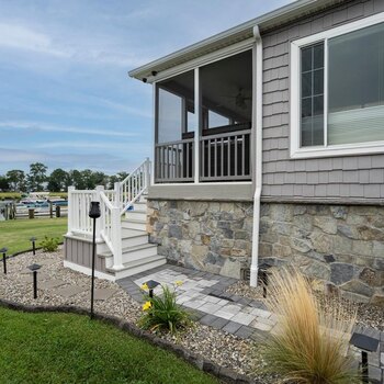 Thumbnail of mobile home
