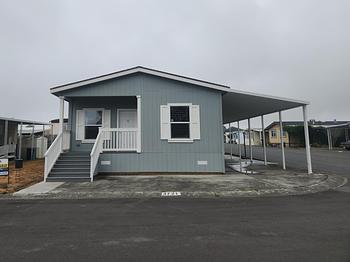 Thumbnail of mobile home