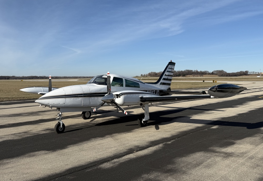 N213JD-ext-cropped.jpg