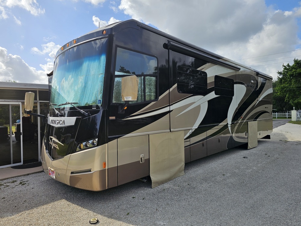 Photo of Rv