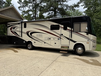Thumbnail of RV