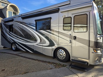 Thumbnail of RV