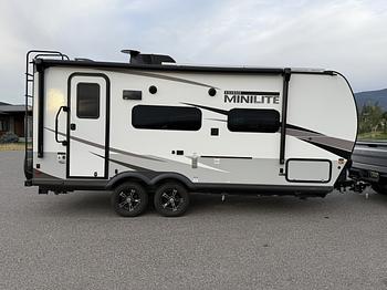 Thumbnail of RV