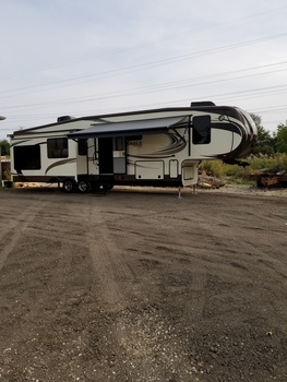 Thumbnail of RV